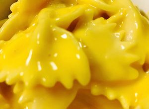 صورة لوصفة ماك اند تشيز (معكرونة بالجبنة) Mac & cheese