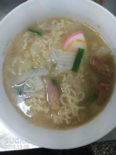 印尼什錦湯泡麵 的食譜成品照片