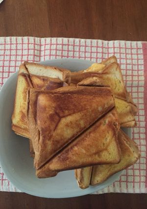A picture of Toasted bread.