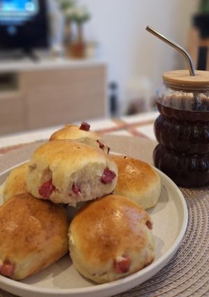 Una foto de Pancitos rellenos de salame y/o jamón