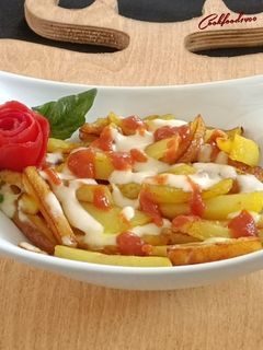 عکسی از دستور سیب زمینی پنیری