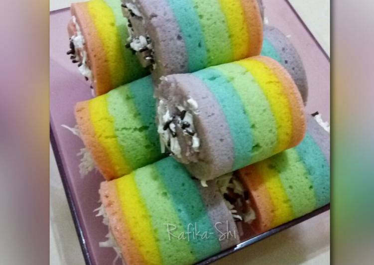 Mini rainbow roll cake