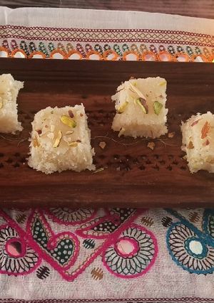 A picture of Instant coconut burfi.