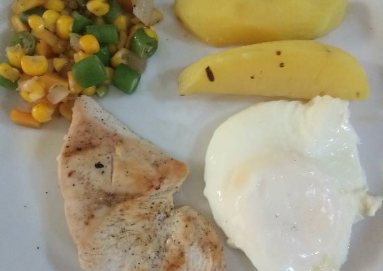 Langkah Mudah untuk Menyiapkan Roasted salt pepper chicken breast for breakfast diet, Lezat