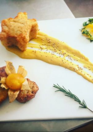 Una foto de Cerdo con crema de olluco