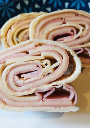 A picture of Ham and Swiss Cheese Spicy Pinwheels.