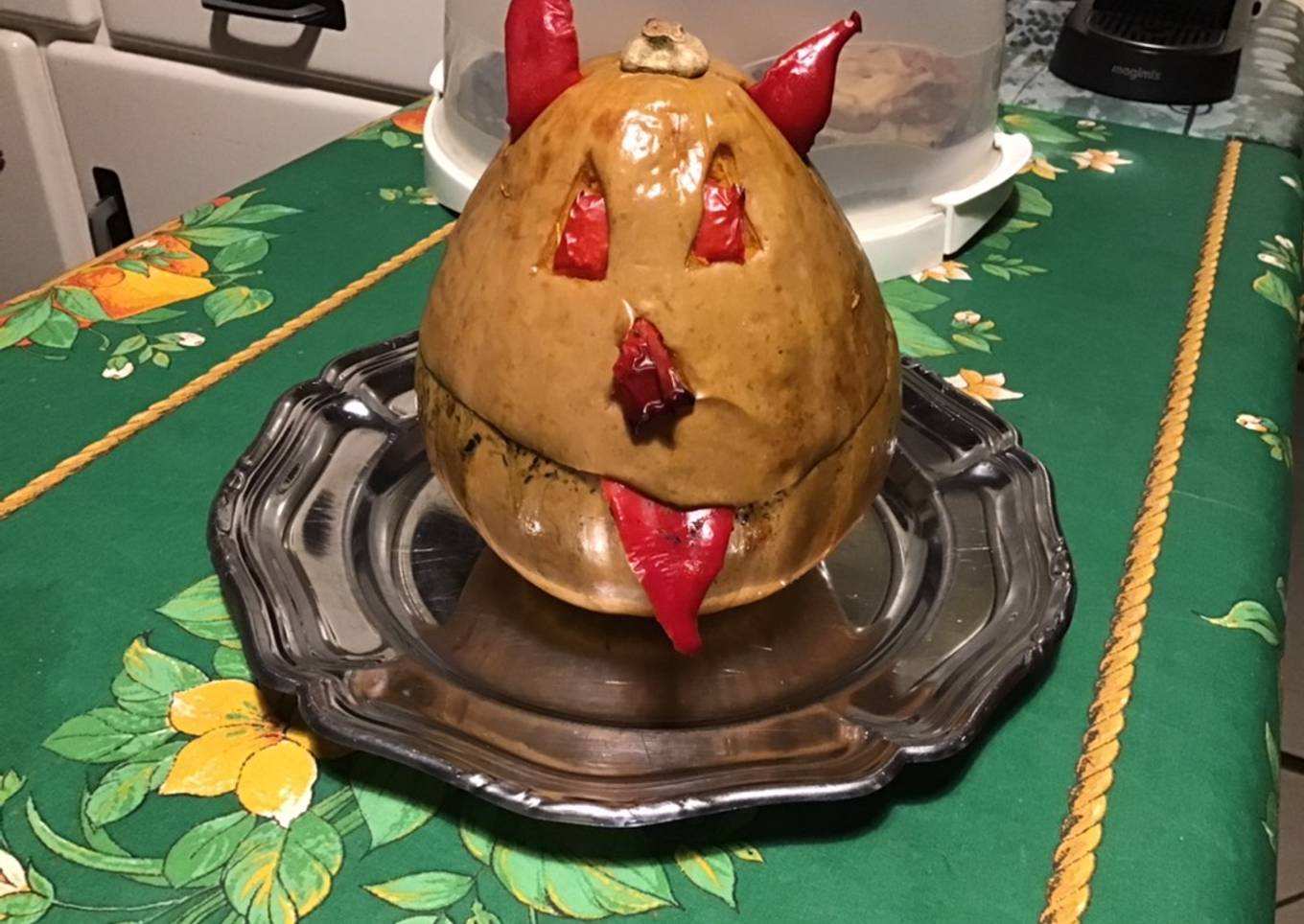 Diable de courge sucrine farcie morue,poivron,oignon au bouillon de curry