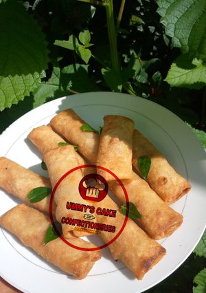 A picture of Springrolls.