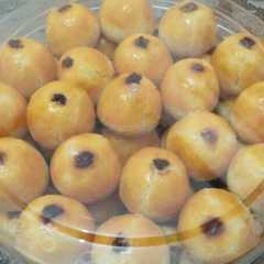 A picture of Nastar keju kismis.