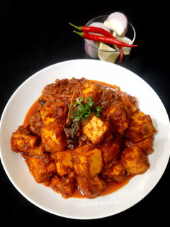 A picture of Dhaba style Paneer Masala.