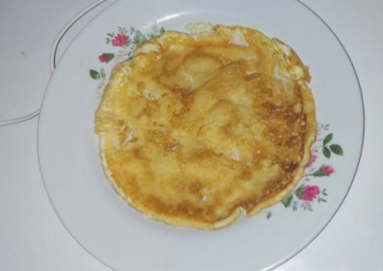 Plain omelette Recipe by Mariah Kagimbi - Cookpad