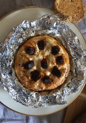 Une photo de Camembert au Chorizo