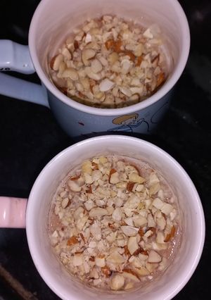 ચીકુ શેક (Chikoo Shake Recipe In Gujarati) રેસીપી મુખ્ય ફોટો