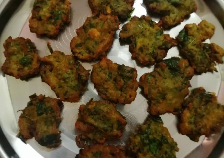 Recipe: At Home Thotakura vada