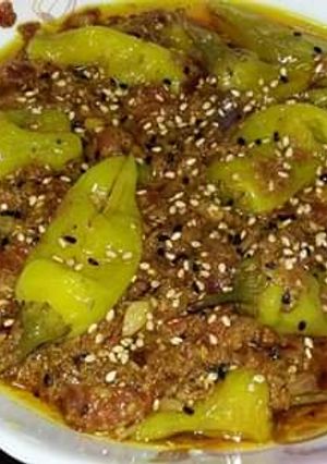 A picture of Achari hari mirch ka salan.