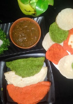 तिरंगा चीला(tiranga cheela recipe in hindi) रेसिपी मुख्य फोटो