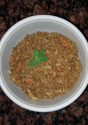 A picture of Dhaniya Panjiri.