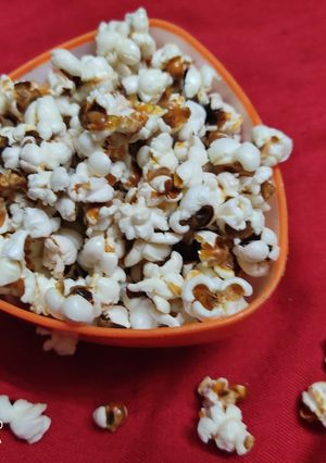 A picture of Salted popcorn.