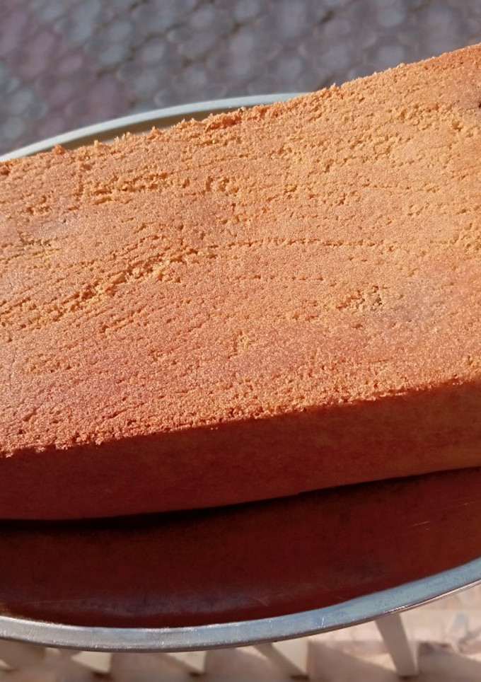 A picture of Simple cake loaf.
