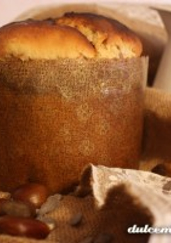 Una foto de Panettone de castañas y chips de chocolate