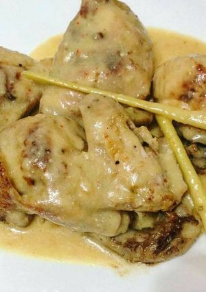 A picture of Ayam Percik Mamashiela.