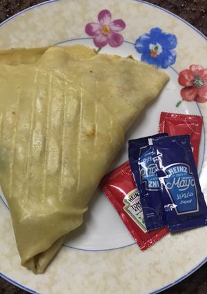 صورة لوصفة كريب بالسجق الشرقي
