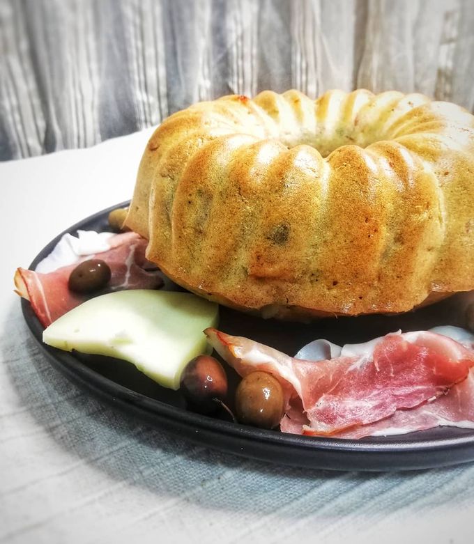 Foto de Bolo de Enchidos e Queijo