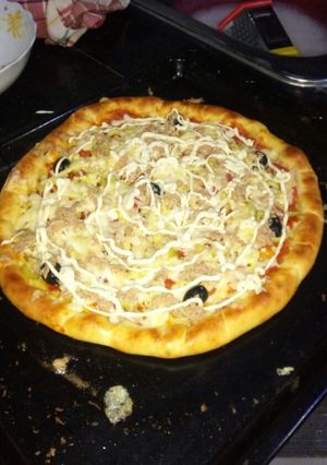 صورة لوصفة بيتزا المحلات