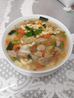 Foto resep Sop makaroni bakso
