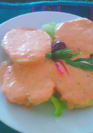 Una foto de Papas con crema de rocoto
