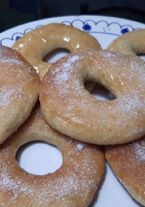 Una foto de • Rosquitas al horno 🥯 •