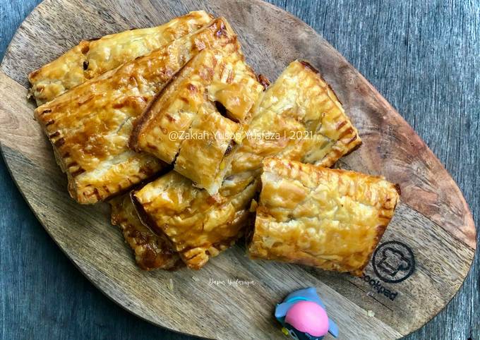 Sweetcorn And Tuna Sambal Spread Puff 🇫🇷