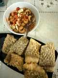 ปลากระพงขาวทอด + น้ำยำเม็ดมะม่วง
