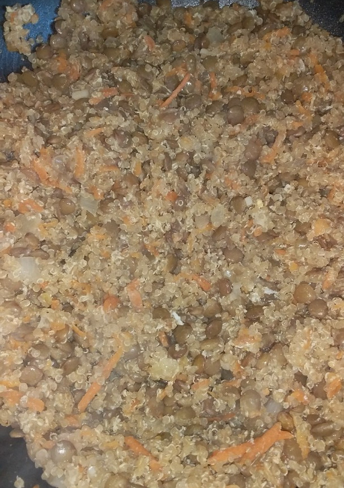 Una foto de Revuelto de quinoa