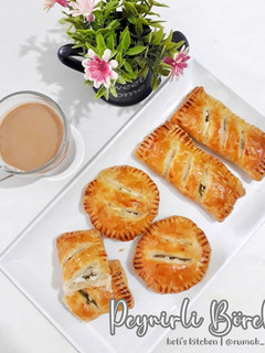 Foto resep Peynirli Börek (Puff Pastry Isi Keju)