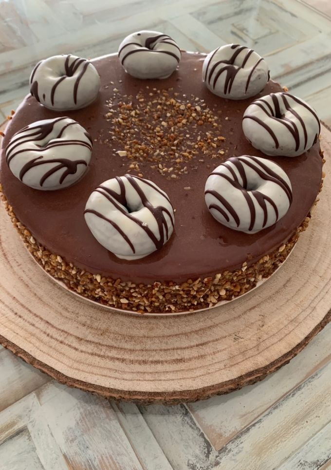 Una foto de Tarta de donettes