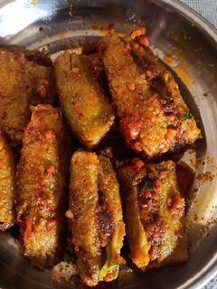 भरवा करेला (bharwa karela recipe in Hindi) रेसिपी मुख्य फोटो