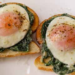 Florentine eggs on toast A picture of Florentine eggs on toast.