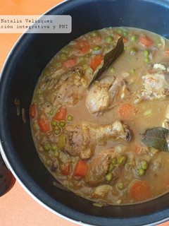 Una foto de Jamoncitos de pollo a la jardinera (saludable, sin gluten) 🍗
