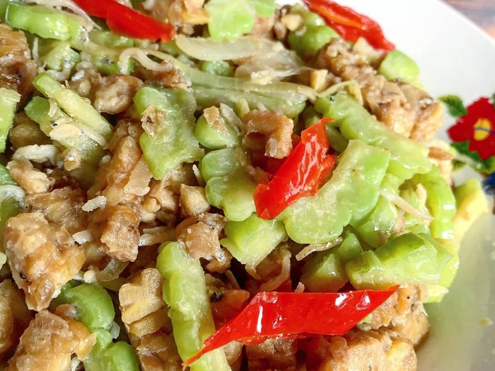 Bagaimana Membuat Tumis Pare Teri Tempe Anti Gagal