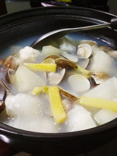 冬瓜鳳梨心蛤蜊湯 的食譜成品照片