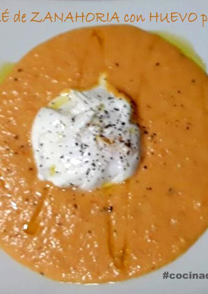 Una foto de Puré de Zanahoria con Huevo poché