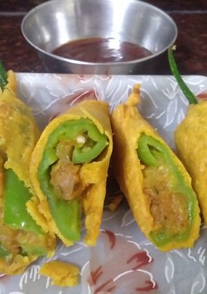 A picture of Mirchi wada.