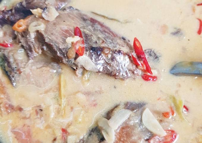 Mangut ikan asap bumbu sederhana