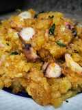 Patatas revolconas con pulpo