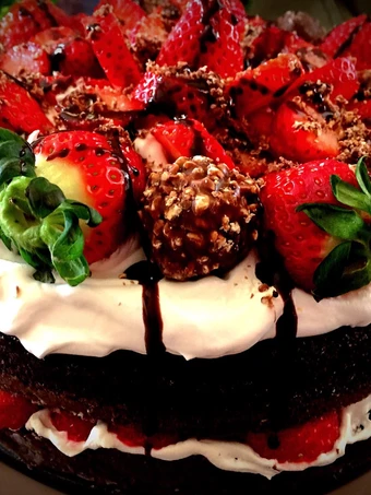 Easy Ways Prepare Recipes Ferrero Rocher Strawberry Chocolate cake the Perfect So Delicious.