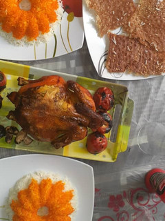 عکسی از دستور مرغ شکم پر