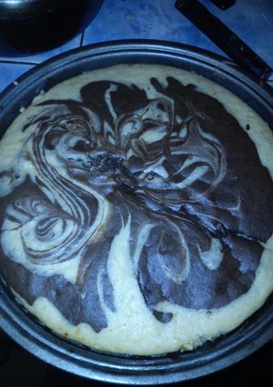 Una foto de Torta marmoleada económica