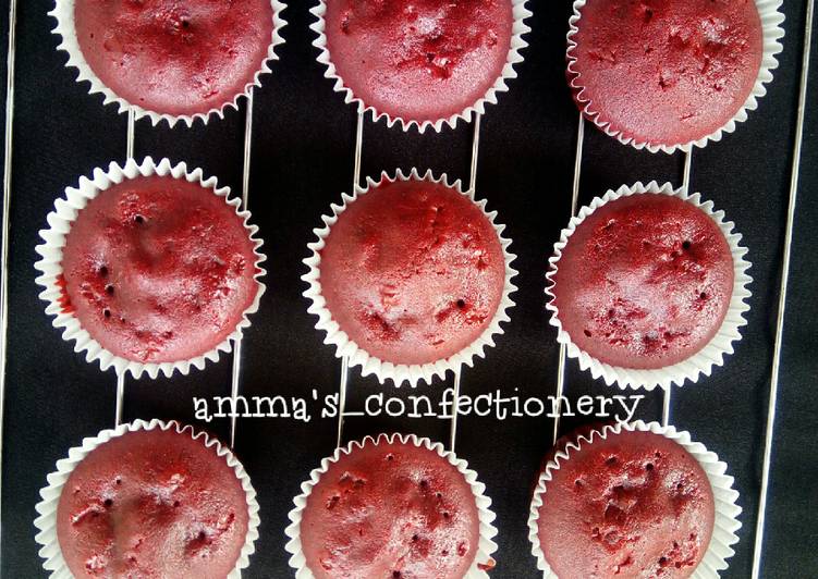 Step-by-Step Guide to Make Award-winning Red Velvet Cupcake ll | Simple Recipe For Collage Students