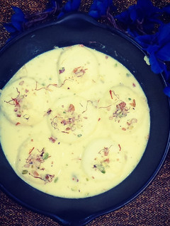 રસ મલાઈ (Ras malai recipe in gujarati) રેસીપી મુખ્ય ફોટો